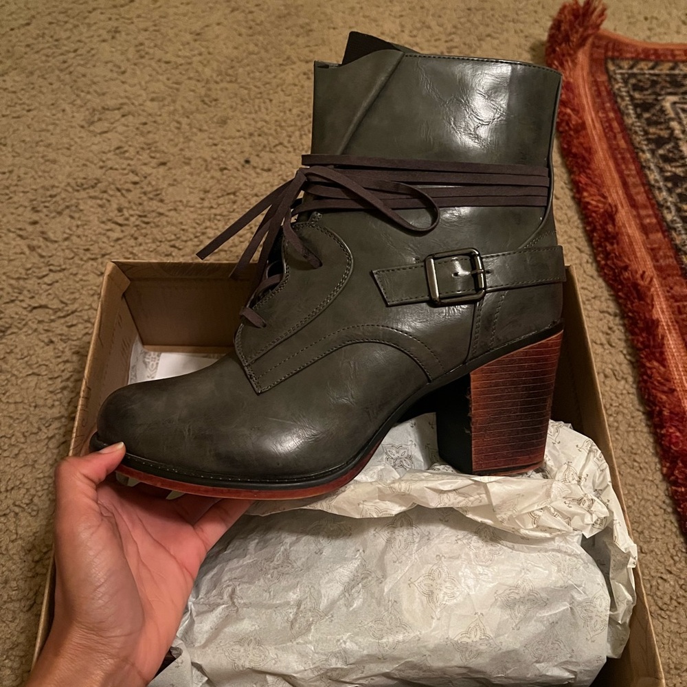 93 Vintage Boot Heels